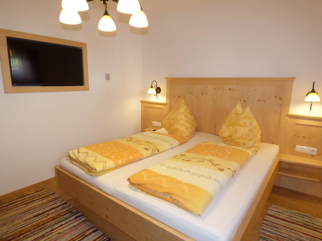Ferienhaus Veider Obertilliach Oda fotoğraf